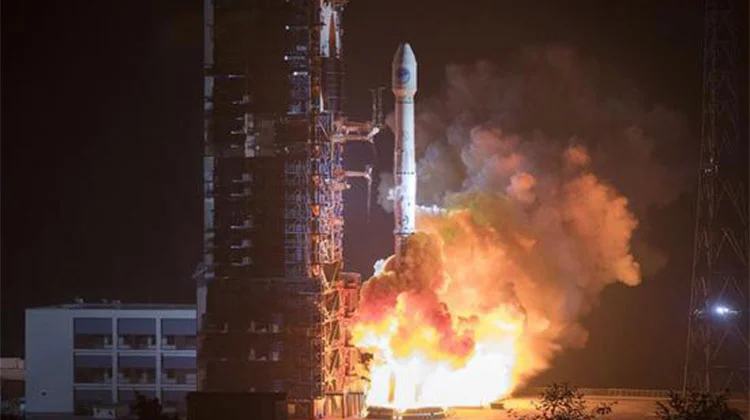 Kina lanserar Twin Beidou Navigation Satelliter